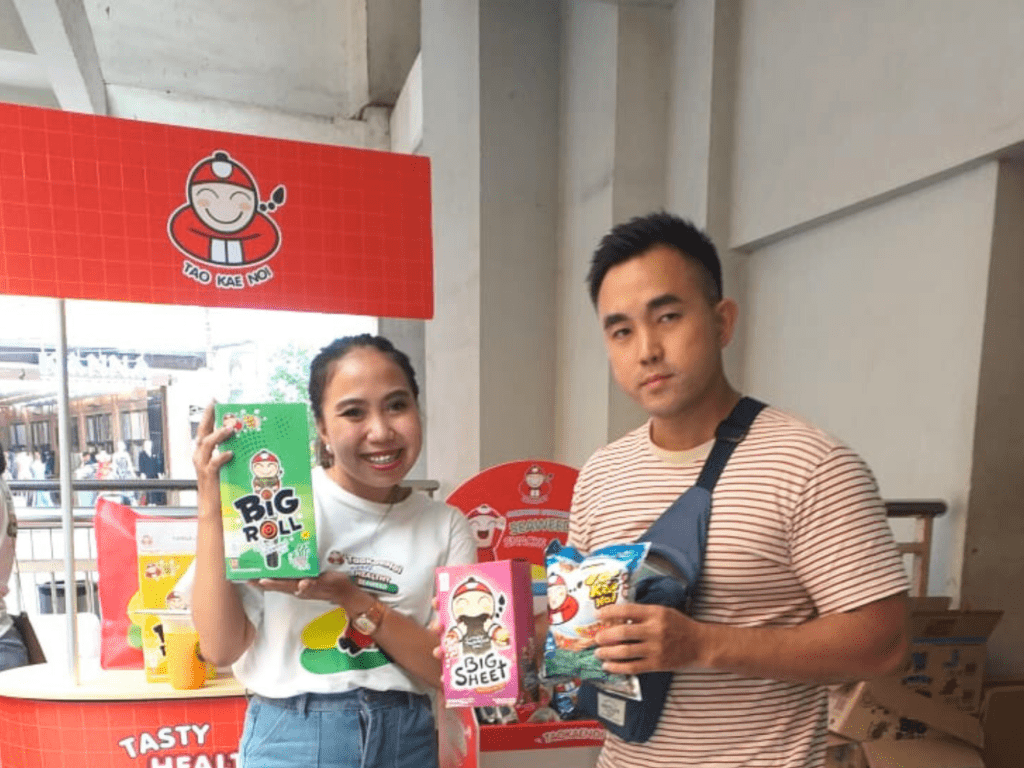 Outsourcing company Pradipta menempatkan SPG di setiap pasar Jabodetabek untuk aktivasi Taokaenoi.