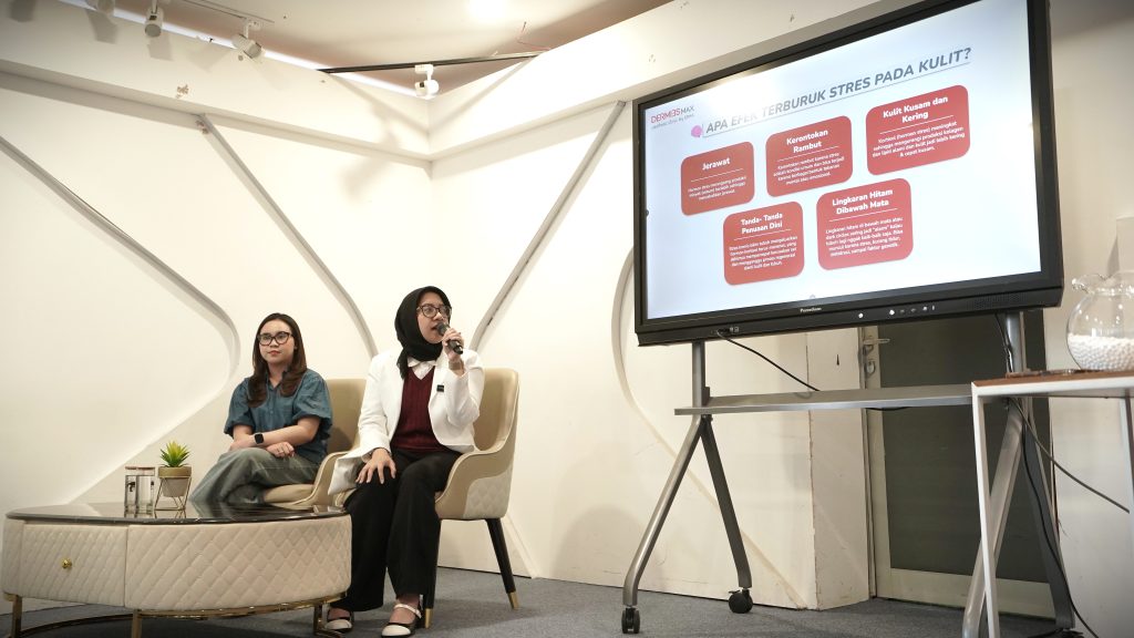 Brand activation skincare ERHA dengan konsultasi kulit di kantor