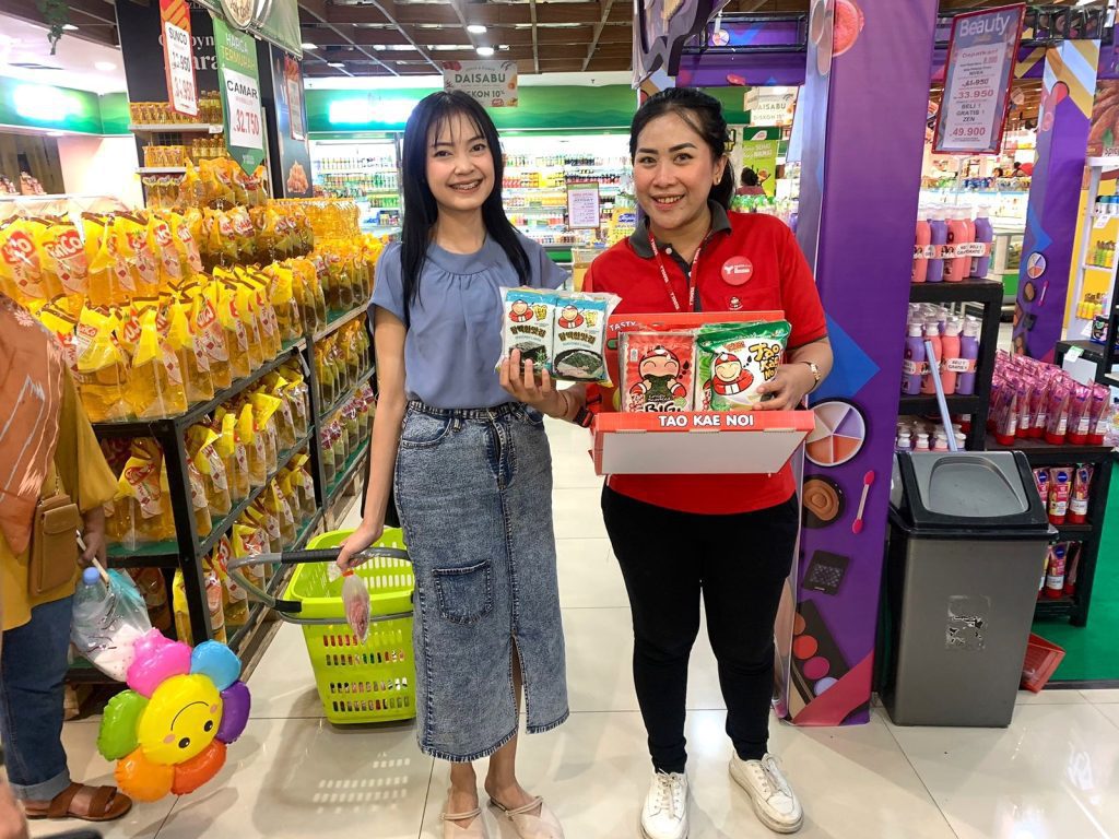 SPG event agency Pradipta menawarkan produk Taokaenoi di modern trade