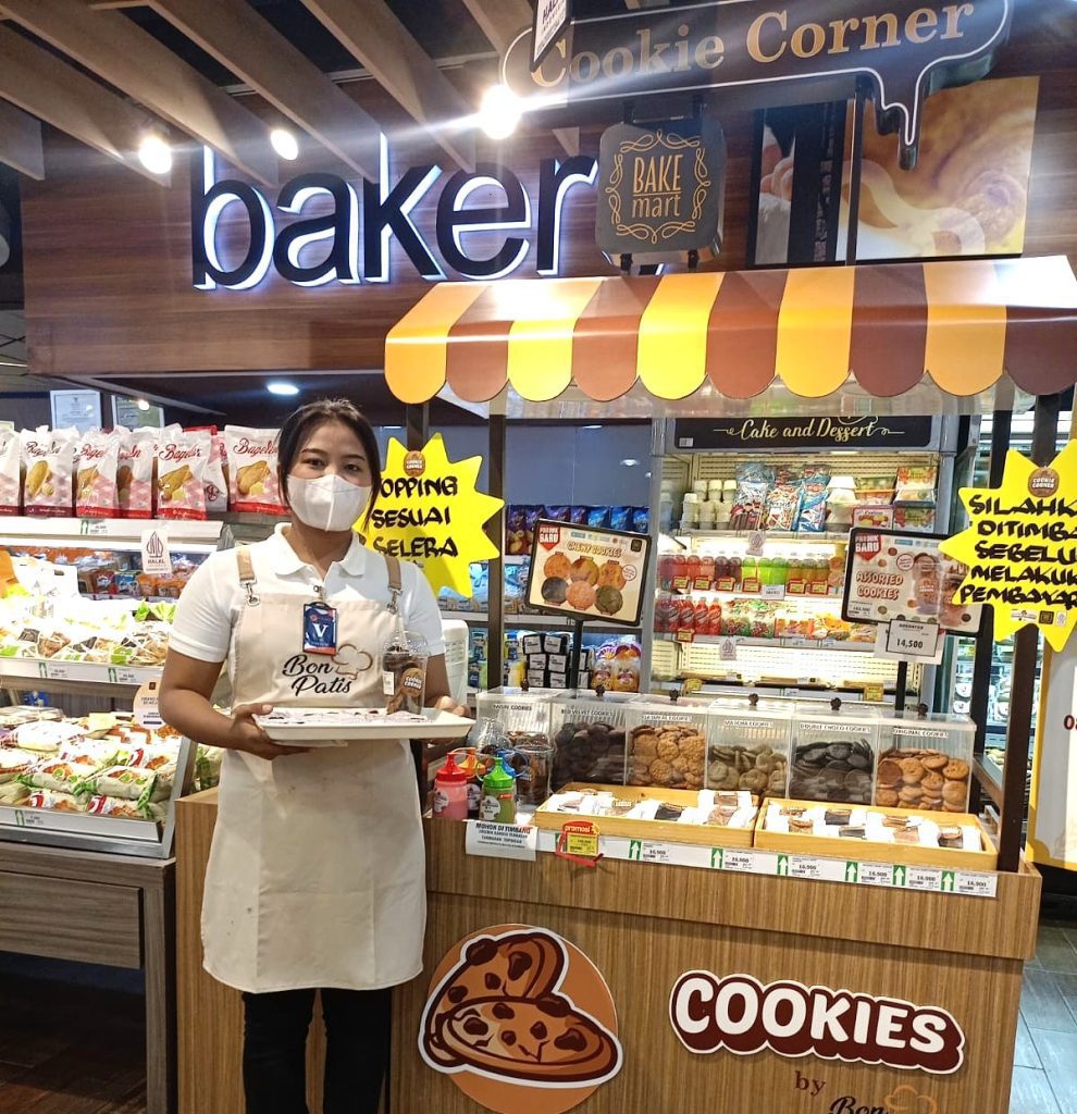 Brand activation agency Pradipta mensupport aktivasi Bonpatis di Hypermart
