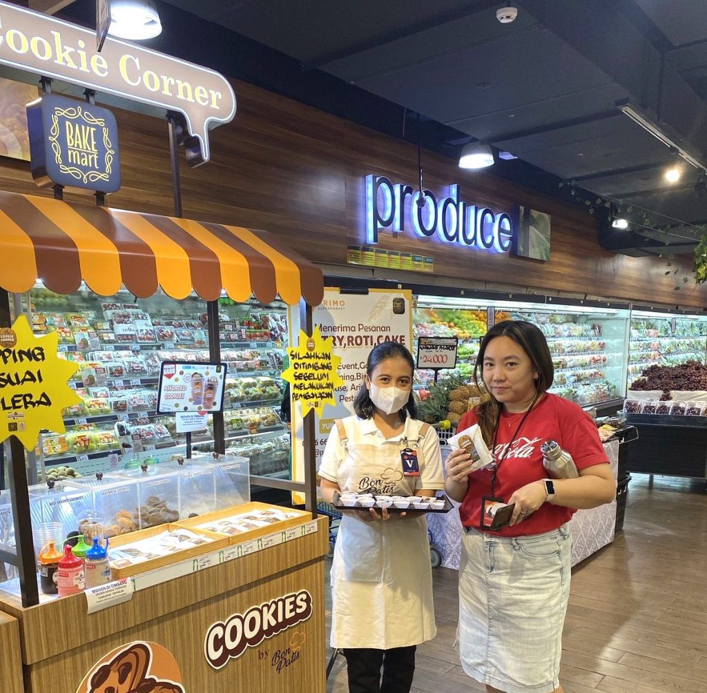 SPG brand activation agency Pradipta mengumpulkan feedback customer Bonpatis